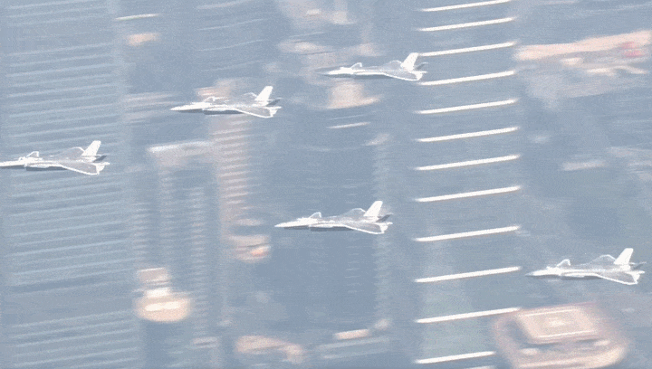 俄乌战争打到现在，印媒才发现中俄武器差距这么大：93阅兵后远超