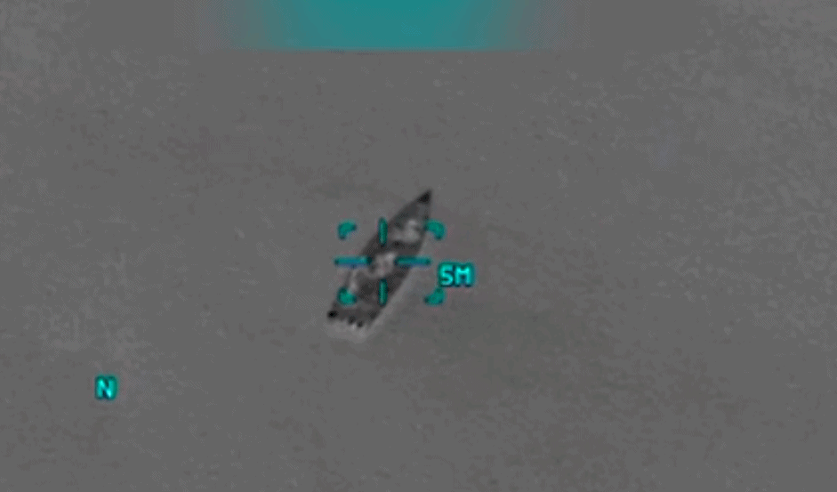 轰炸机直扑委内瑞拉，特战准备斩首，关键时刻，美军上将突然辞职